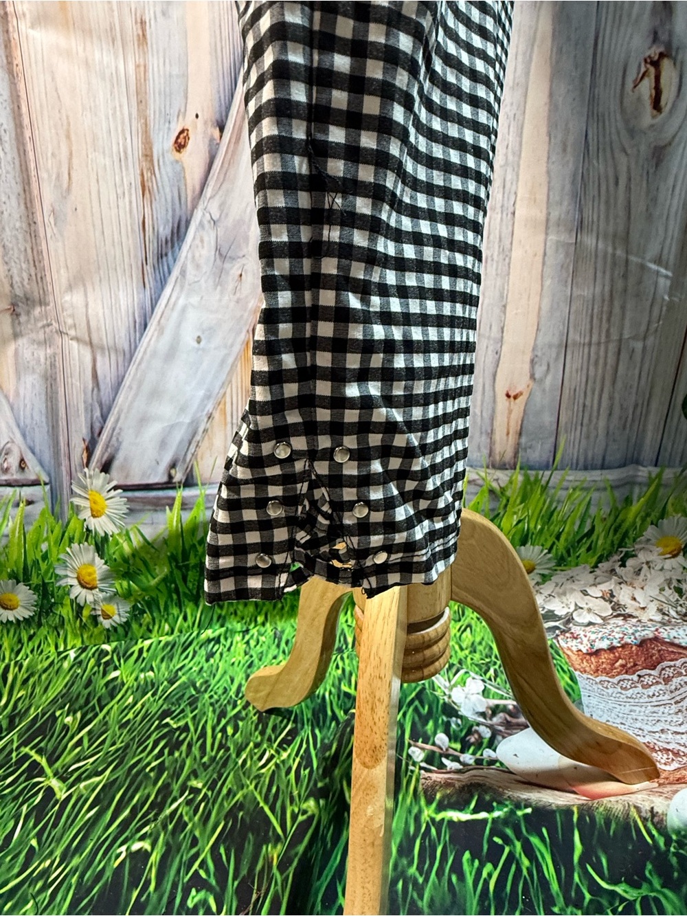 709-Madison Black and White Gingham Pants - Picture 3 of 4